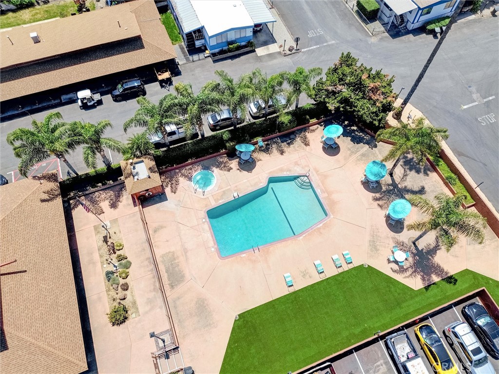 32900 Riverside Drive 66