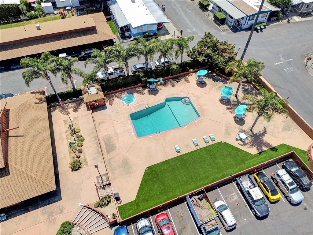 32900 Riverside Drive 66