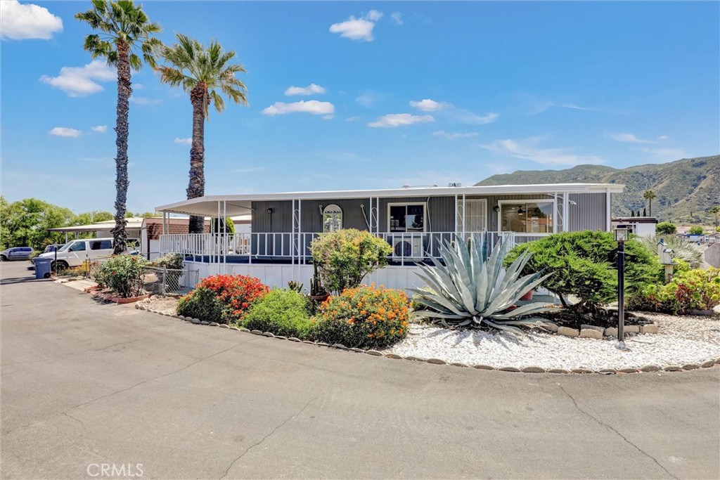 32900 Riverside Drive 66