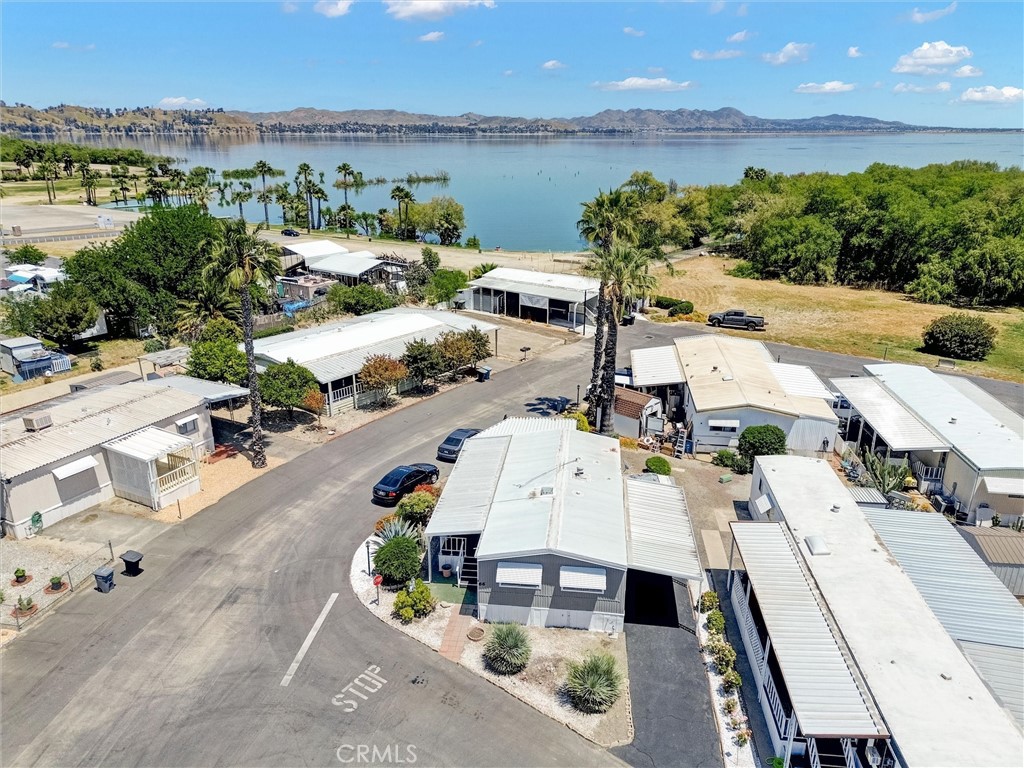 32900 Riverside Drive 66