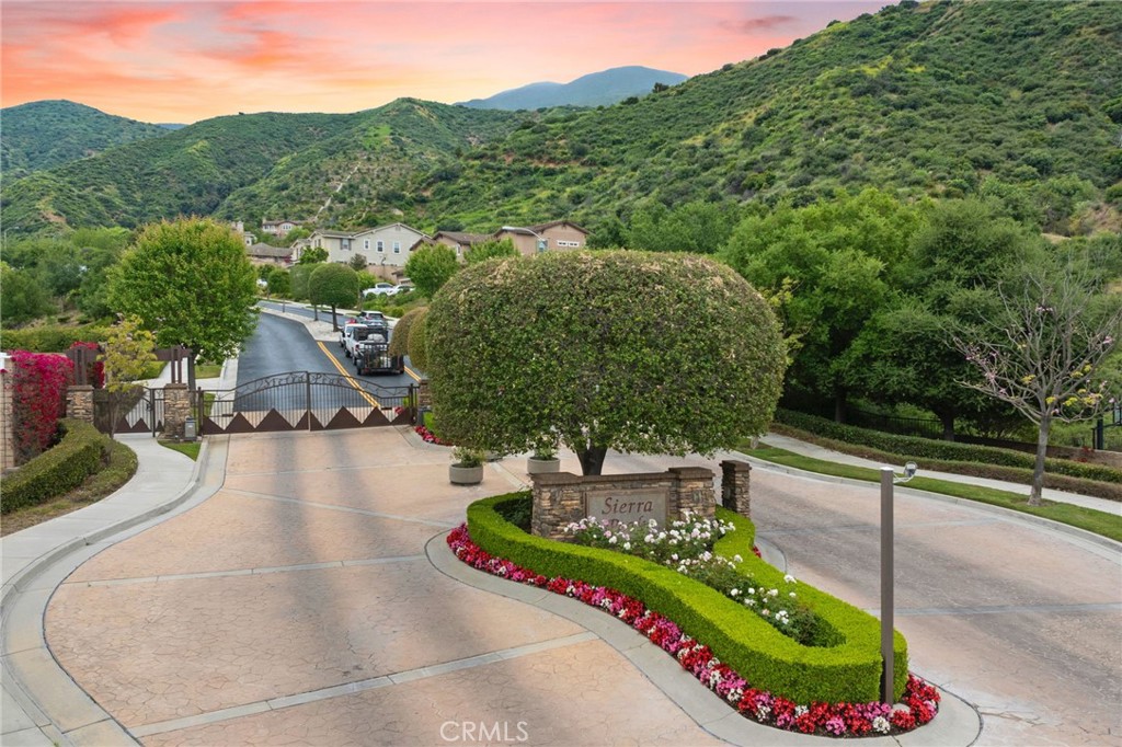 3943 Elderberry Circle