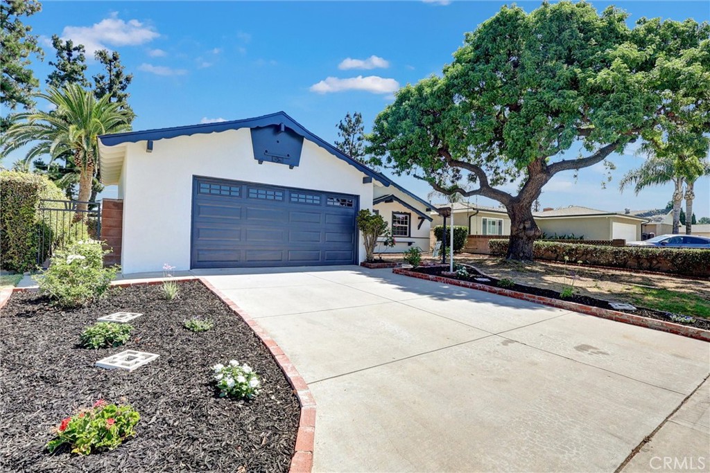 1117 W Glendale Street