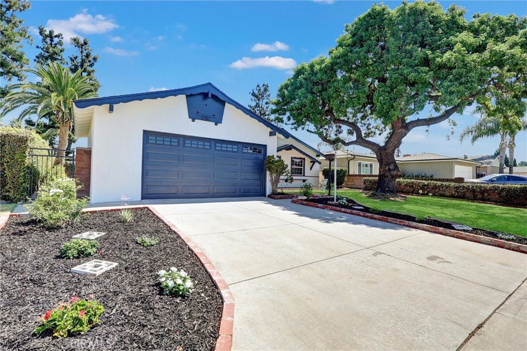 1117 W Glendale Street