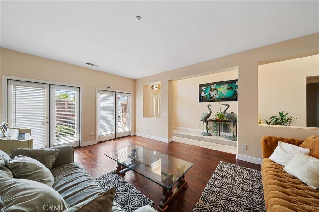 6517 Applewood Street