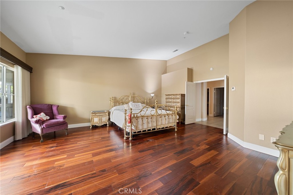 6517 Applewood Street