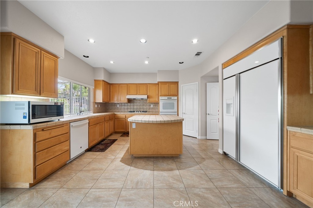 6517 Applewood Street