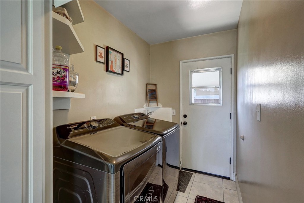 1254 E Glenwood Avenue