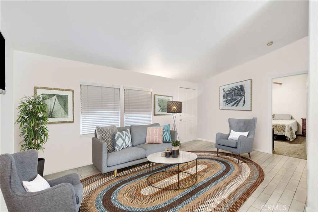 700 E Washington Street 172