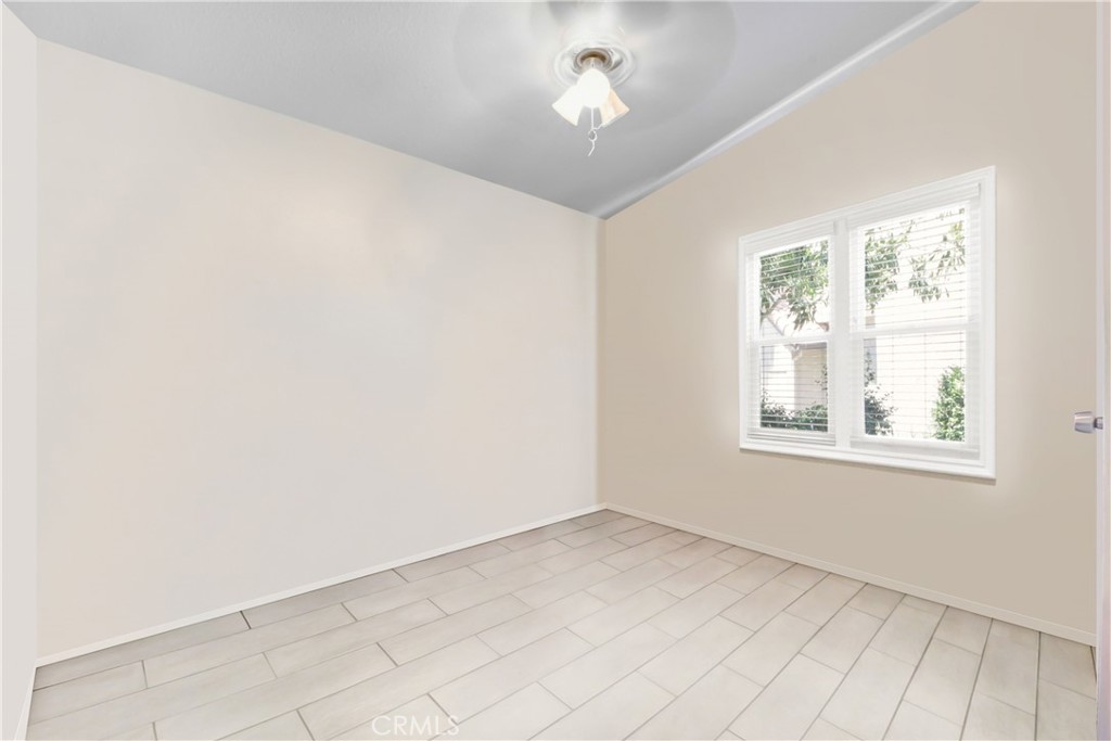 700 E Washington Street 172