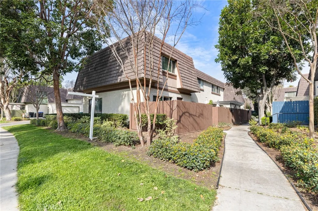 2821 E Jackson Avenue # A