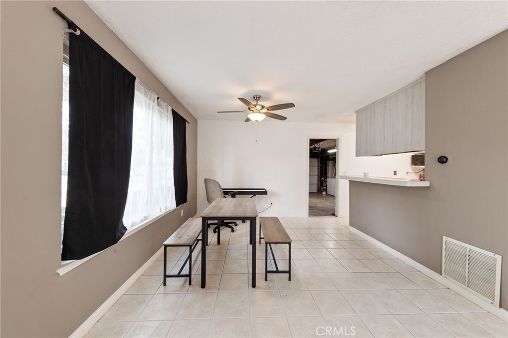 2821 E Jackson Avenue A