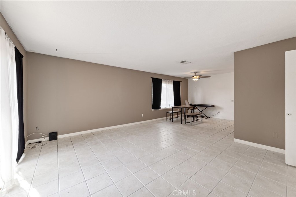 2821 E Jackson Avenue A