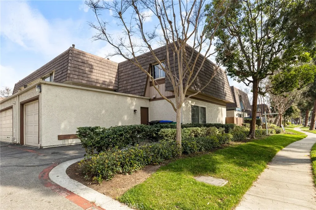 2821 E Jackson Avenue # A