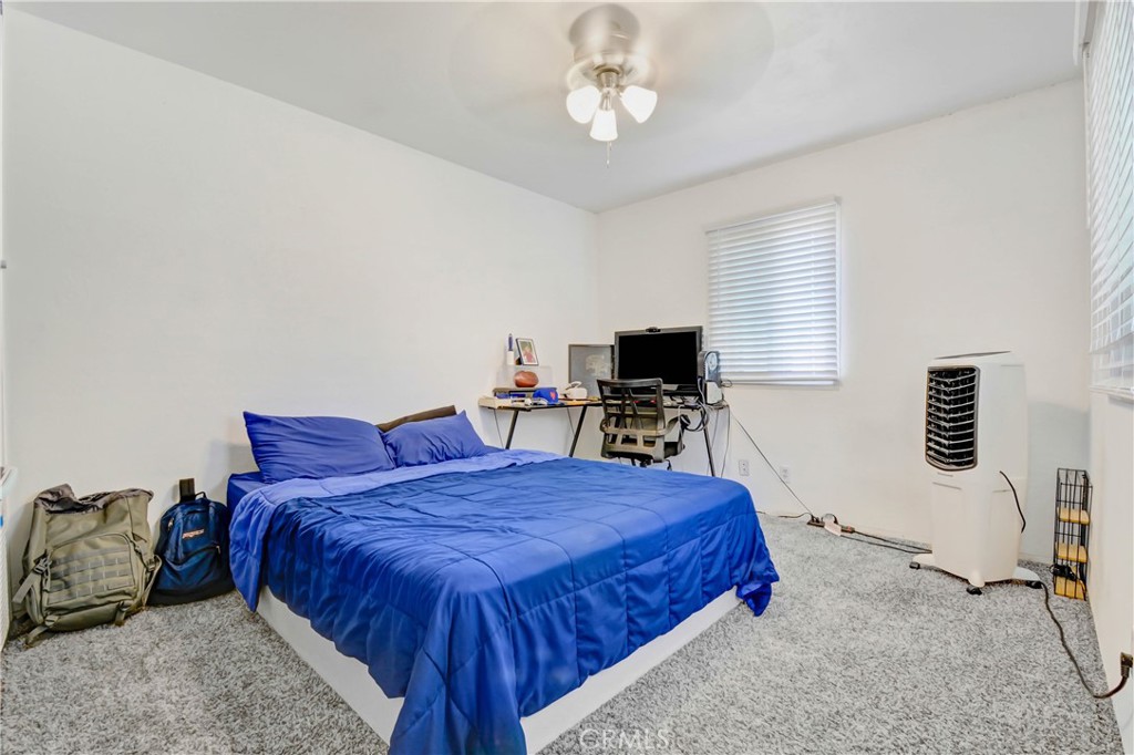 1650 S Campus Avenue 44