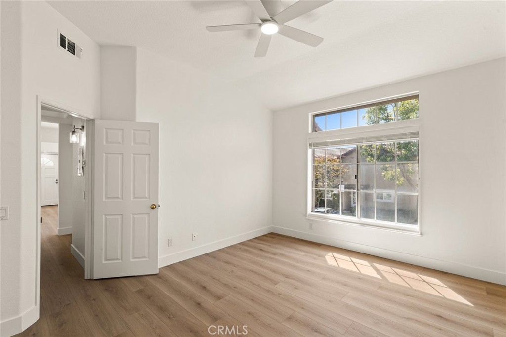 8115 E Oak Ridge Circle