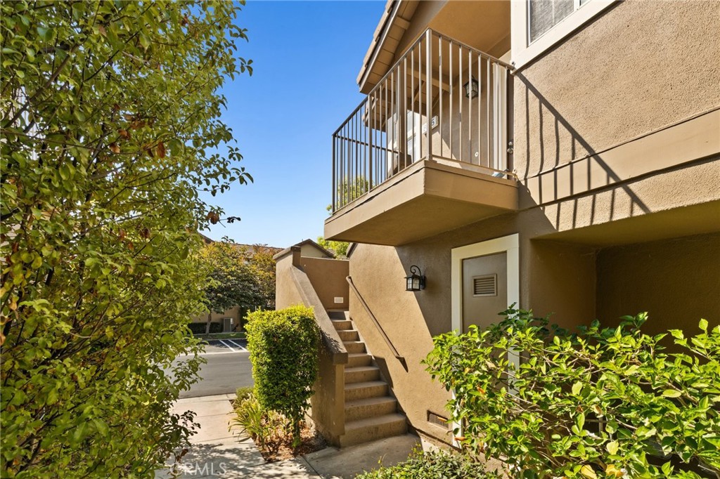 8115 E Oak Ridge Circle