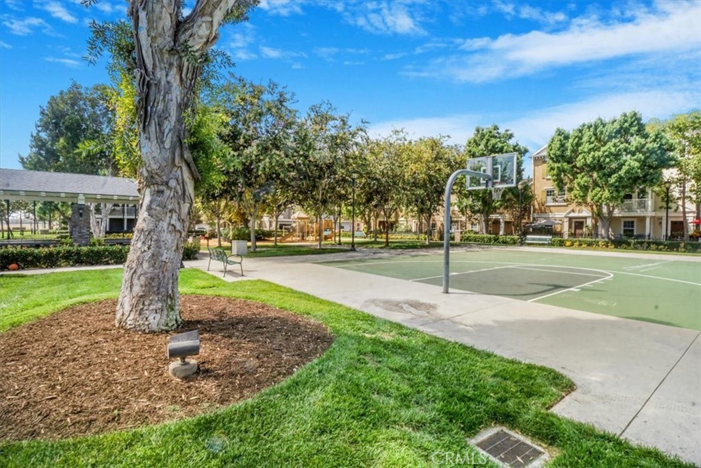 1508 Valencia Avenue