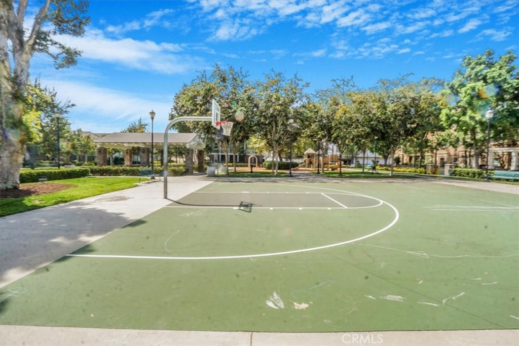 1508 Valencia Avenue