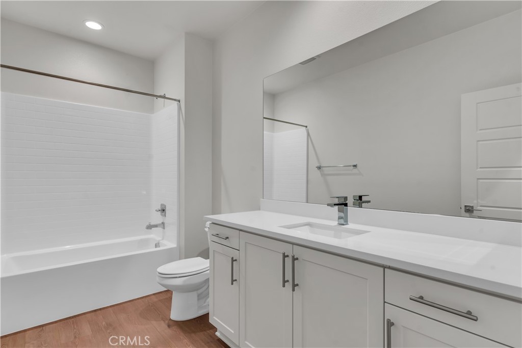 12961 Carlsbad Street