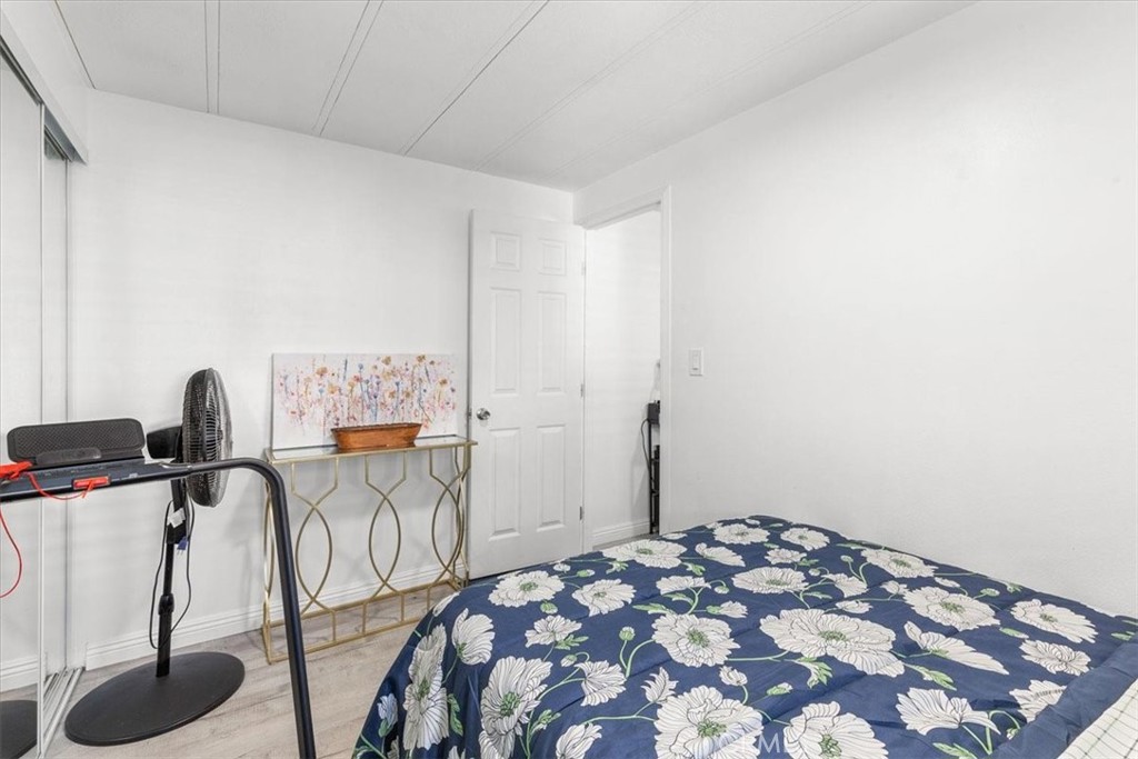 9080 Bloomfield Avenue 242