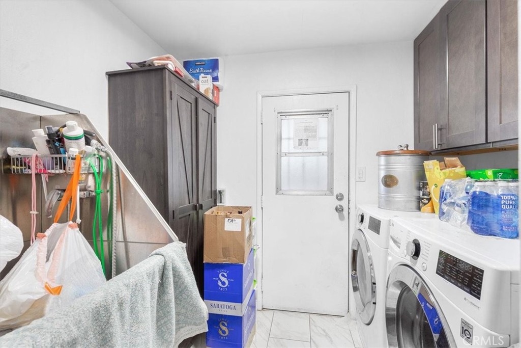 9080 Bloomfield Avenue 242