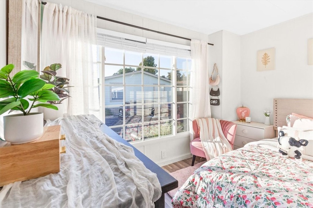 9080 Bloomfield Avenue 146