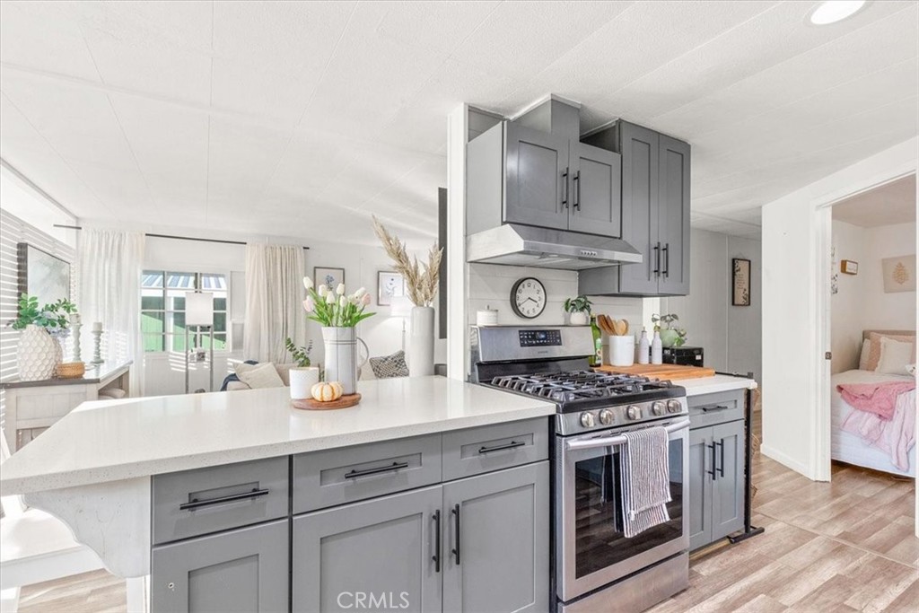 9080 Bloomfield Avenue 146