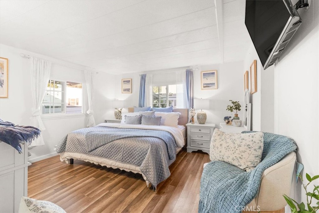 9080 Bloomfield Avenue 146