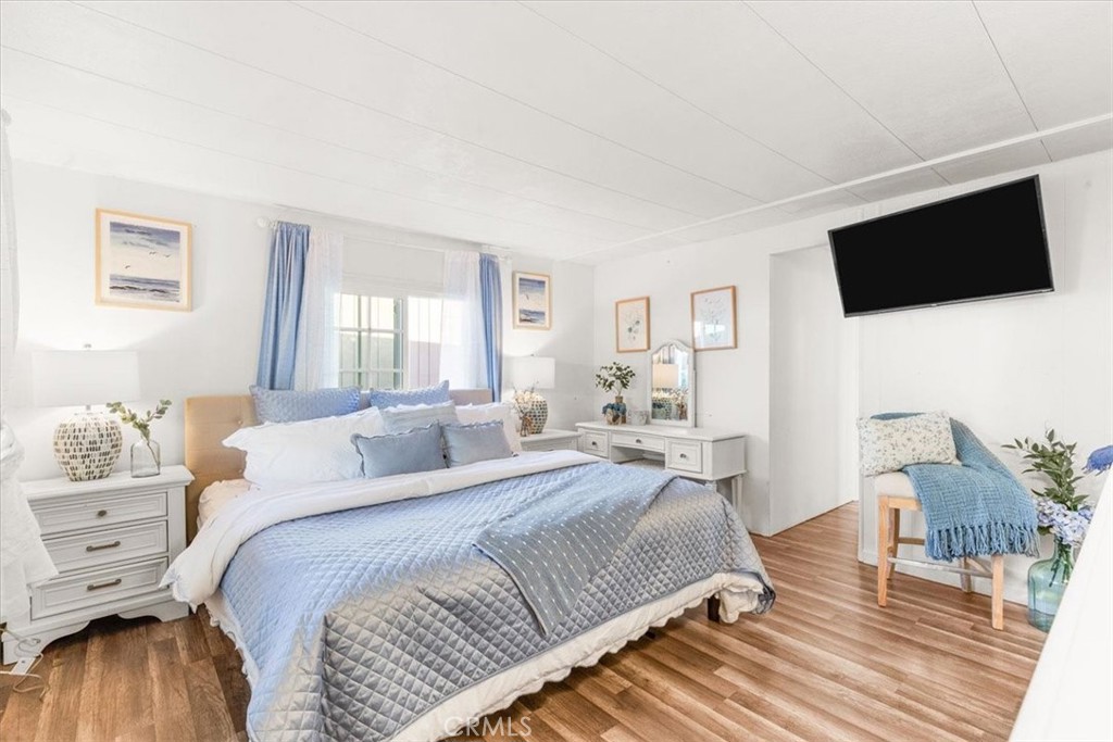 9080 Bloomfield Avenue 146