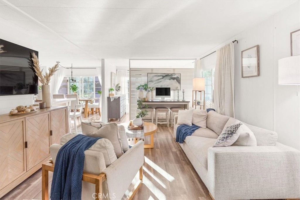 9080 Bloomfield Avenue 146