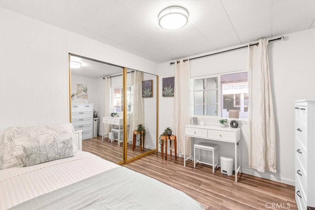 9080 Bloomfield Avenue 146