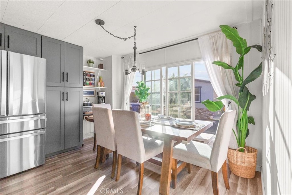 9080 Bloomfield Avenue 146