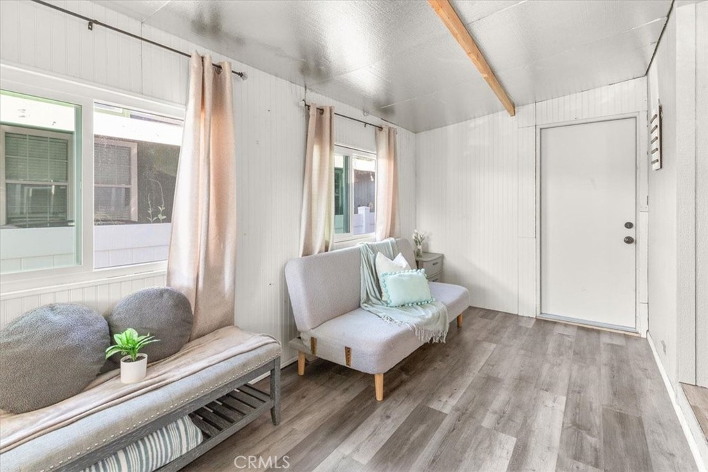 9080 Bloomfield Avenue 146