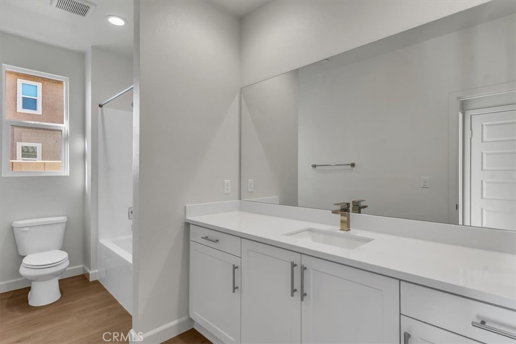 12916 Carlsbad Street