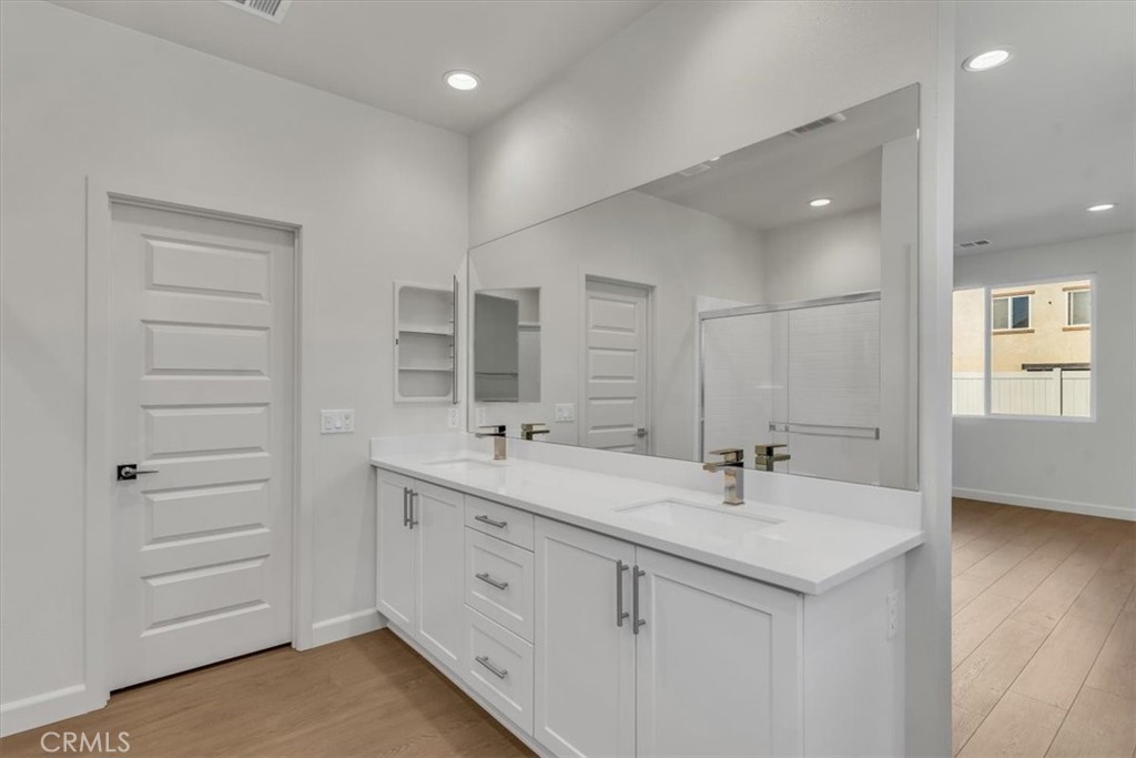 12916 Carlsbad Street