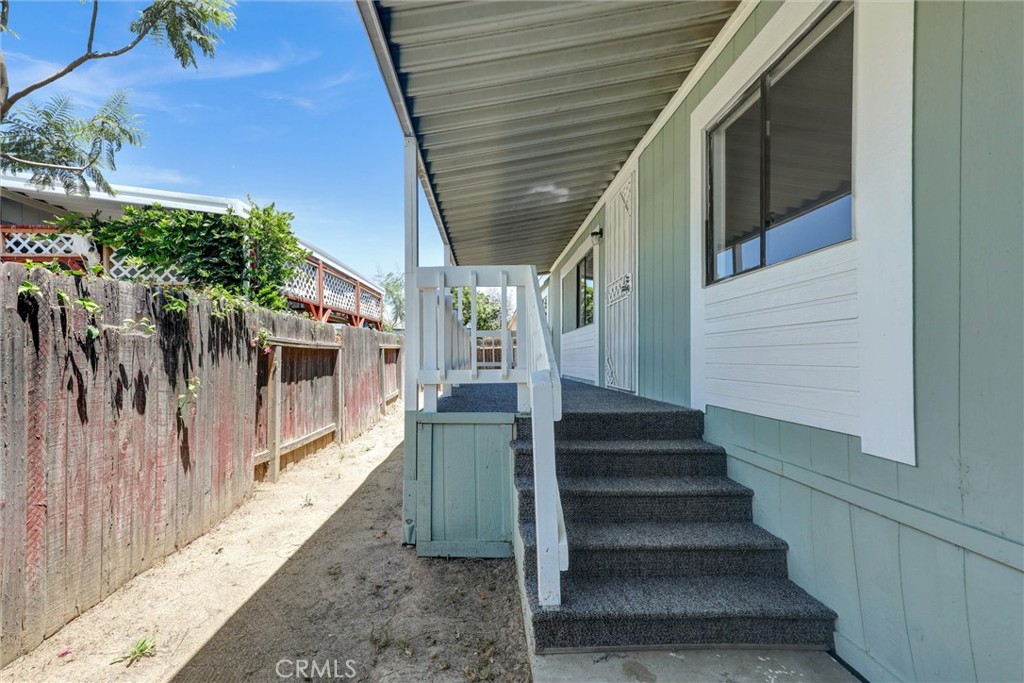 80 E Dawes Street 97