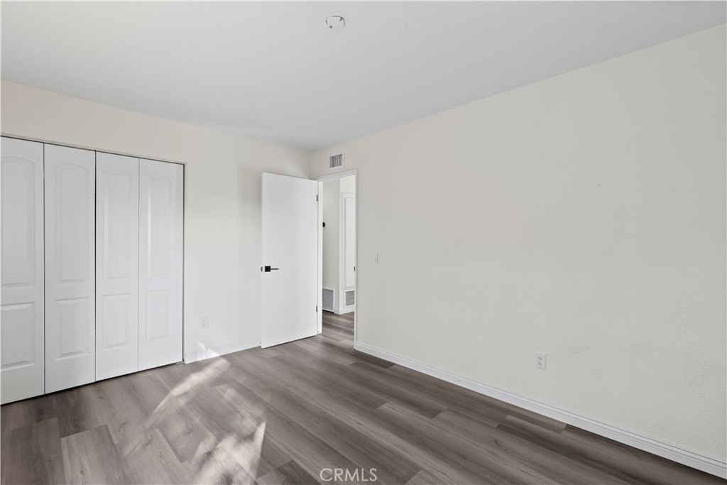 971 Oakdale St.