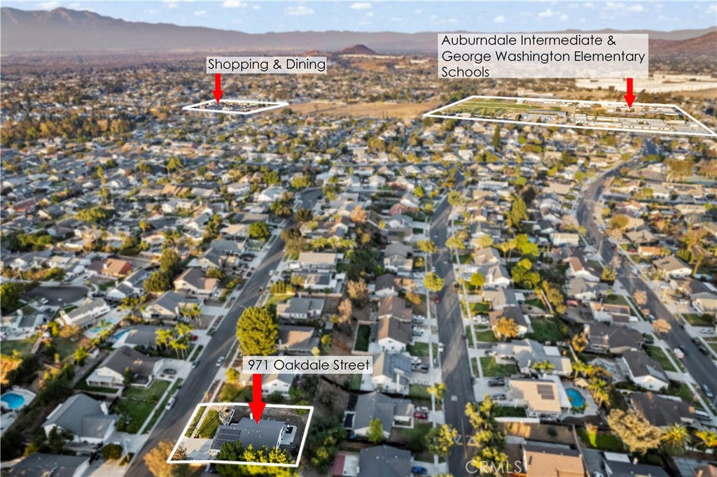 971 Oakdale St.