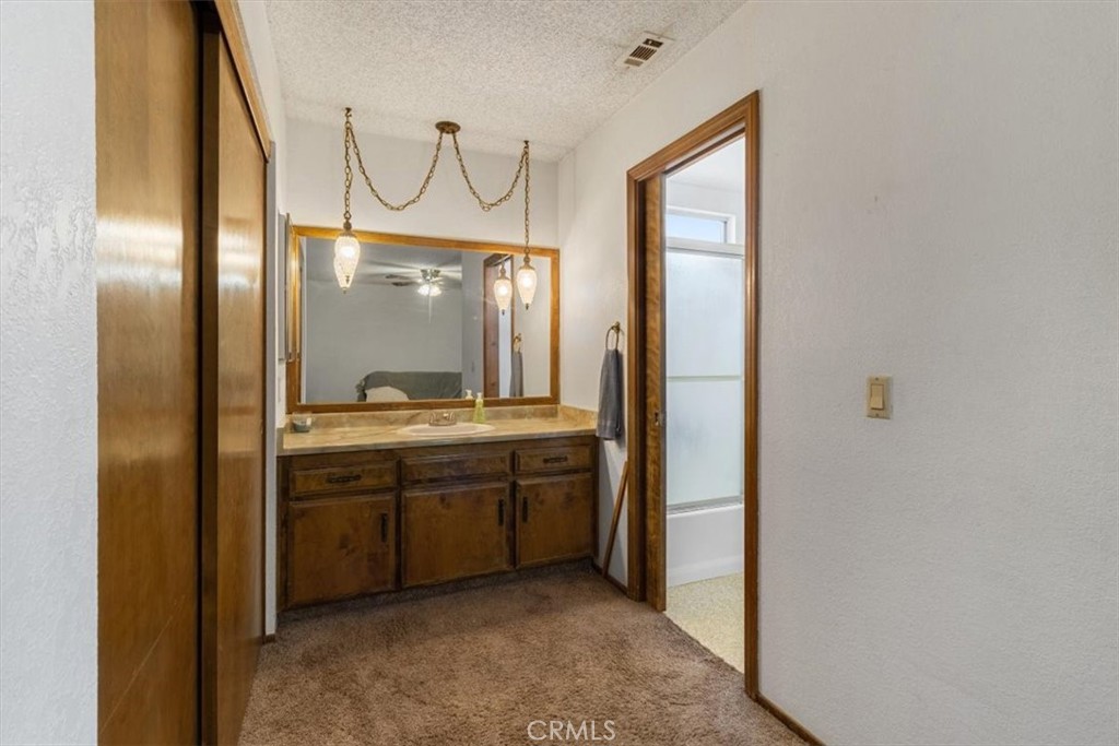 17800 Krameria Avenue