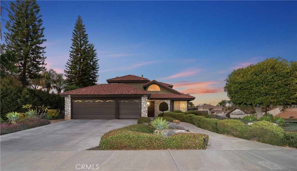 1227 Voltaire Drive