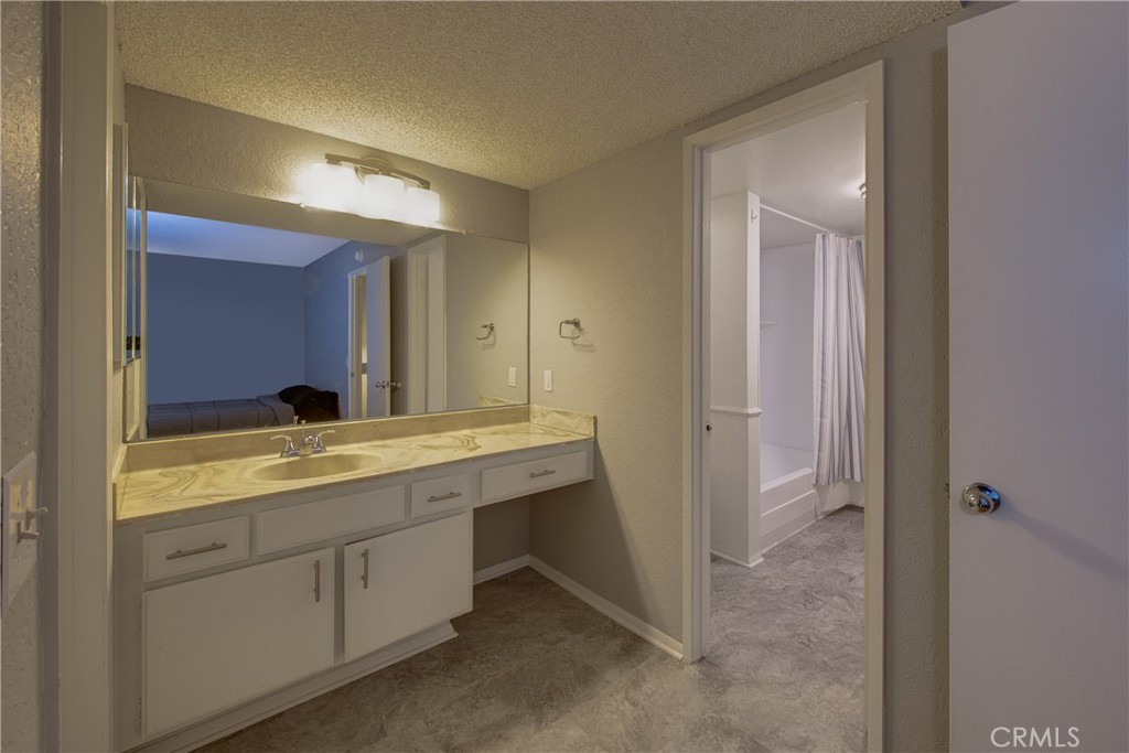 1077 Santo Antonio Dr. 27