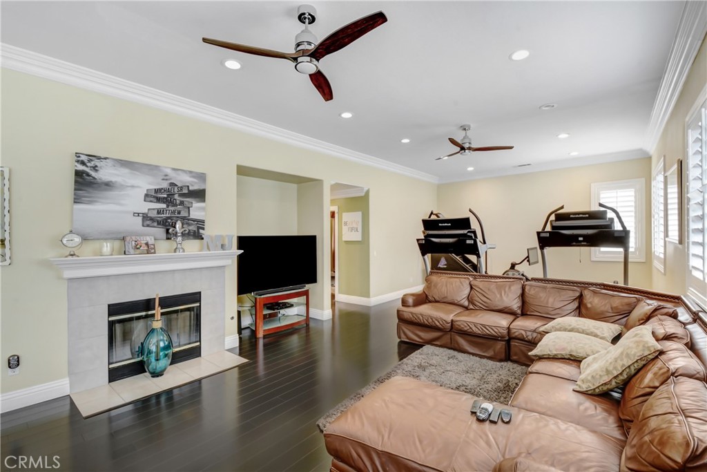 8345 Sunshine Lane