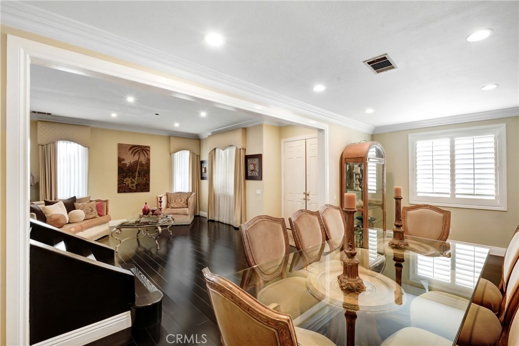 8345 Sunshine Lane