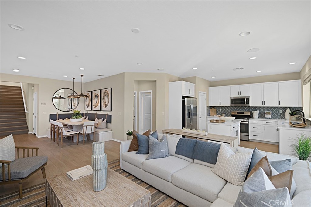 29211 Opal Skye Way
