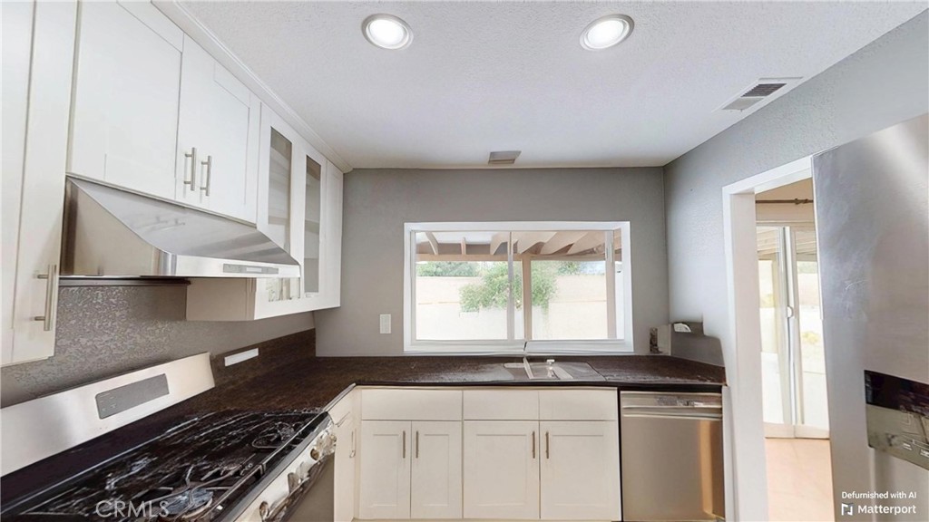 1153 Blossom Hill Drive