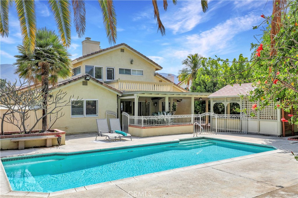 1185 Bridgeport Road