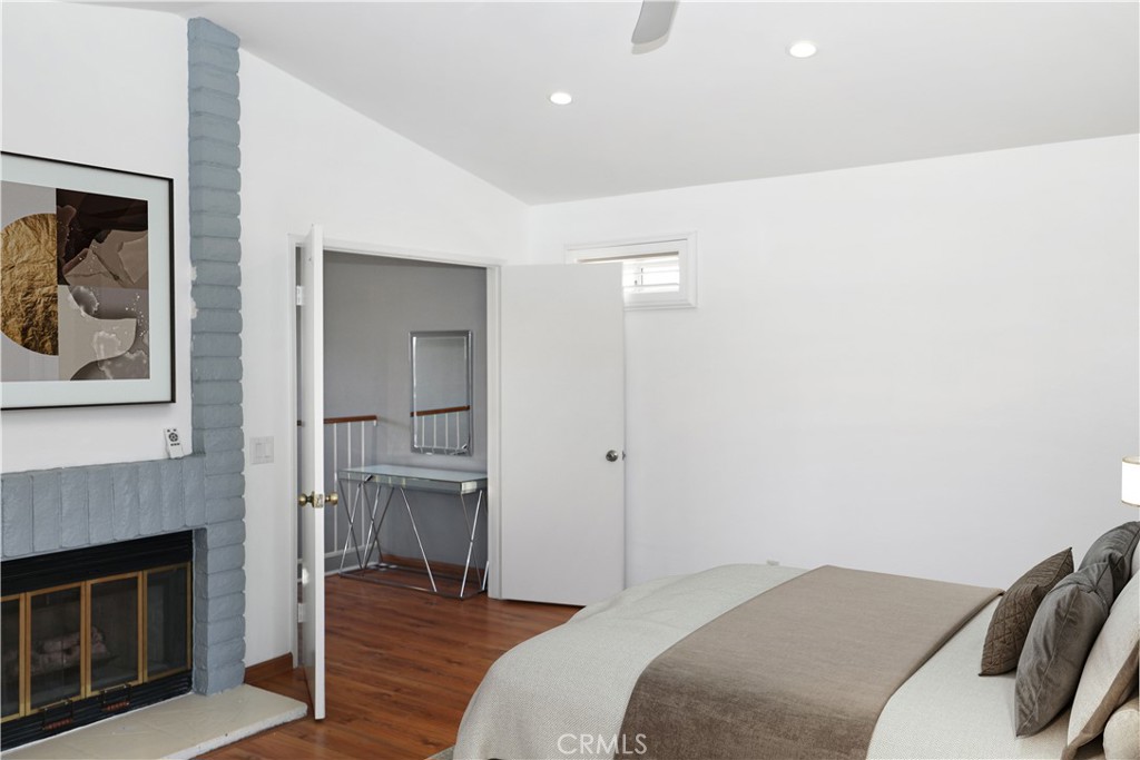 1185 Bridgeport Road