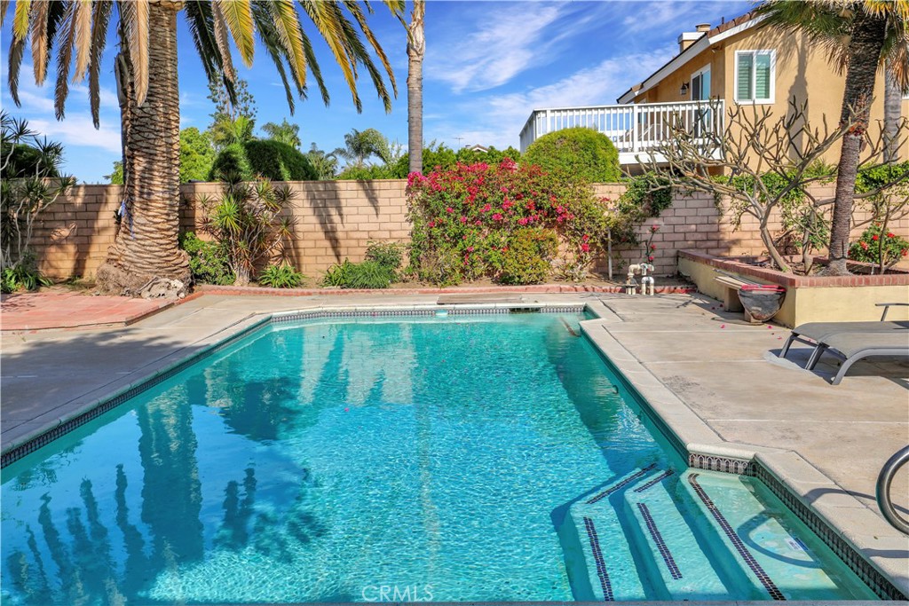 1185 Bridgeport Road