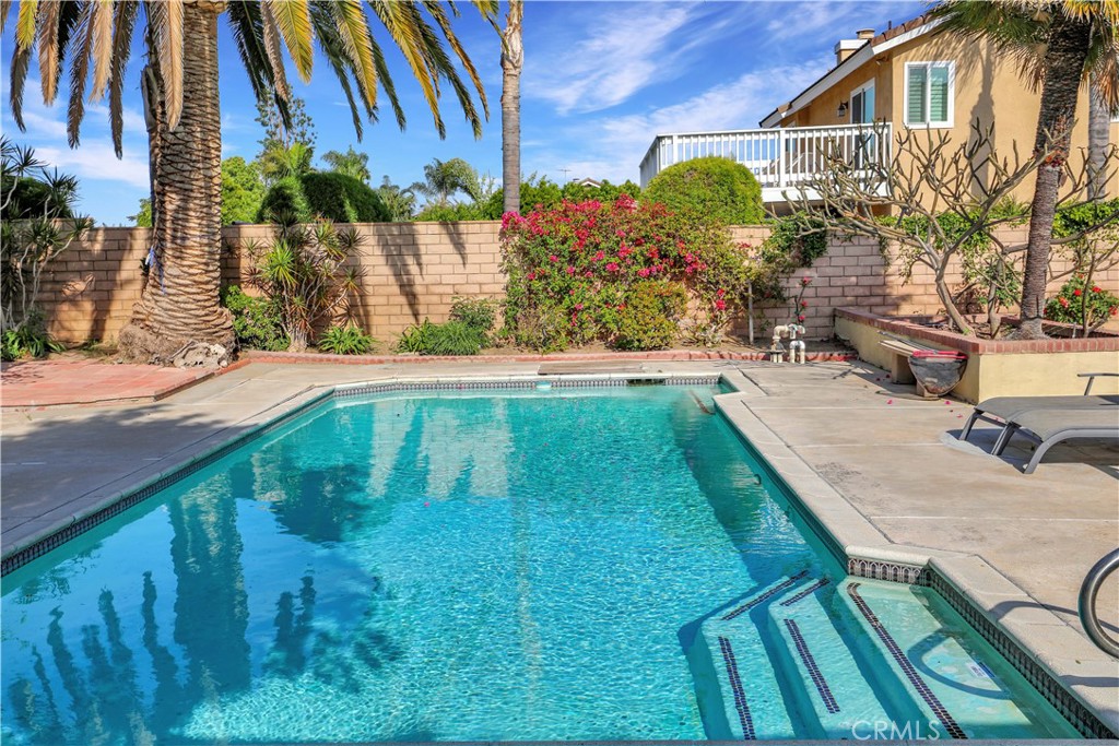 1185 Bridgeport Road