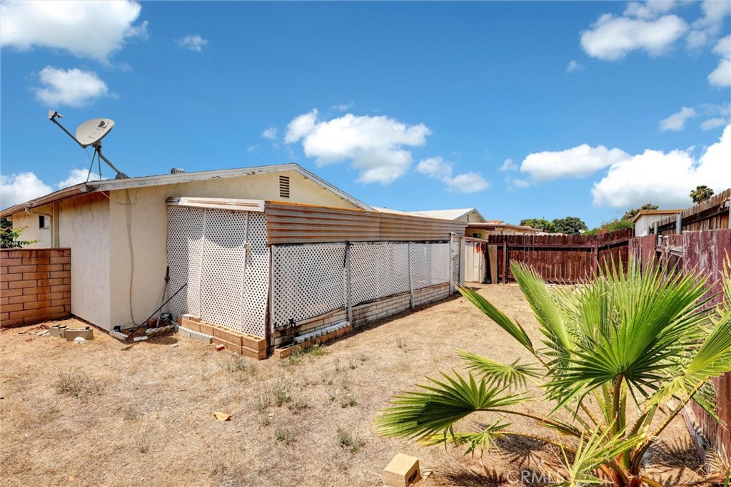 556 San Marino Street